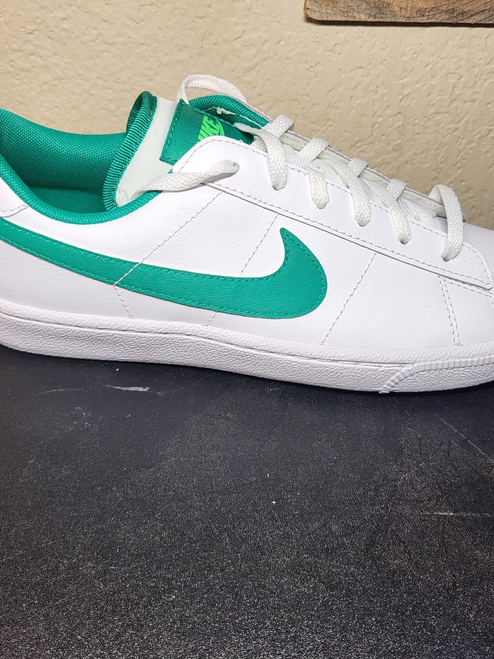 *NEW* Nike Blazer Low Leather Shoes White Forest Green Size 6.5Y Women's 8